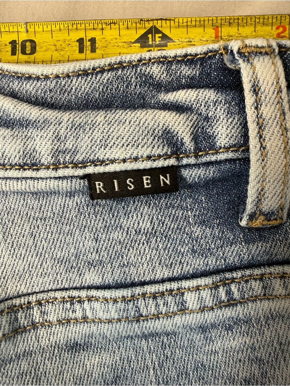 Risen High-Rise Distressed Jeans in Light Blue Wash - Picture 4 of 12